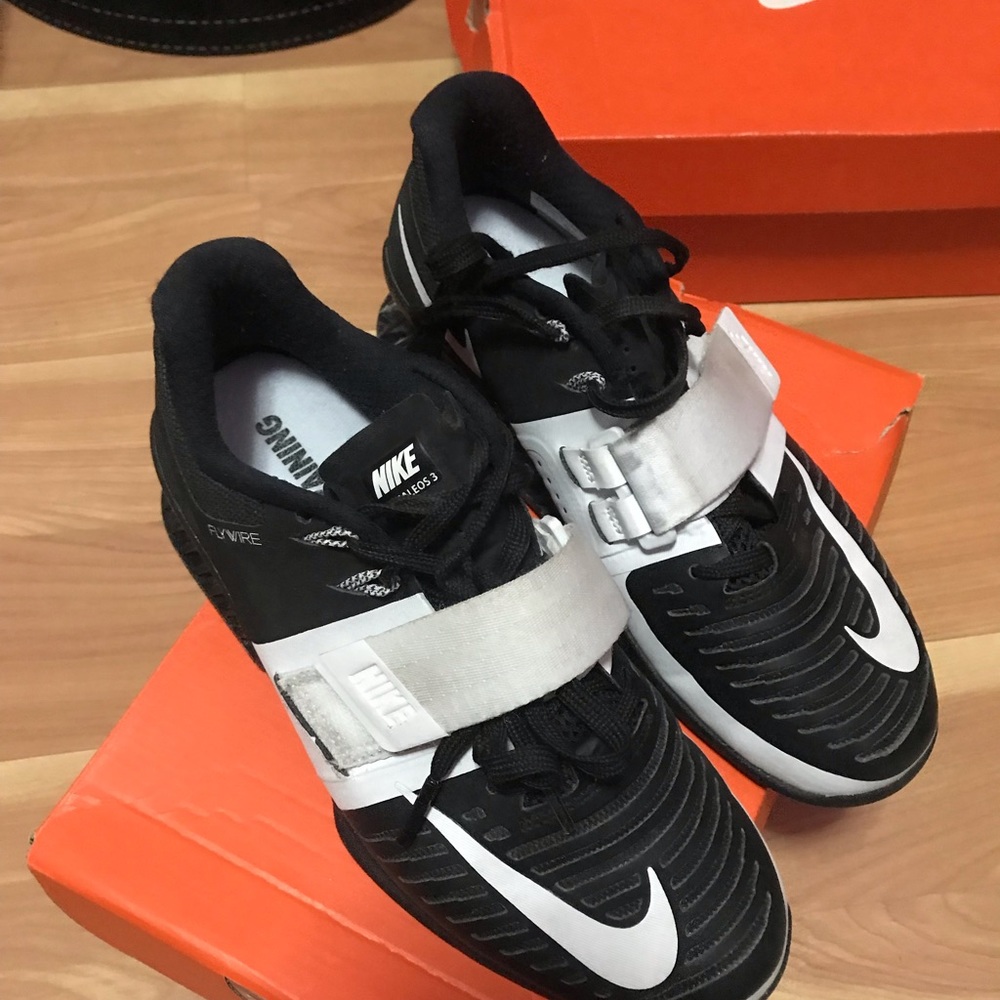 Nike Romaleos 3 Black and White Women's weightlifting powerlifting shoes